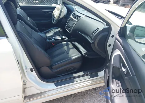 2017 Nissan Altima 2.5 Sl z USA, uszkodzony, nr VIN 1N4AL3AP3HC230124